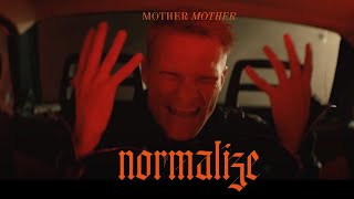 Kadr z teledysku Normalize tekst piosenki Mother Mother
