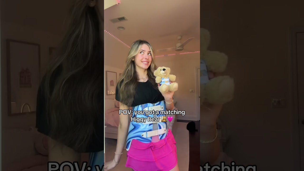 Meet me at Higgy Con July 17th and 18th! Tickets in linktree in bio 💗🫰🏻 #scoliosis #spine