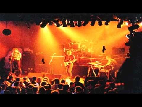 The Scissormen - Tractorland - Live at the Gluepot-1989.mp4
