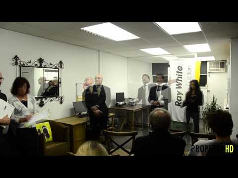 Sold $1,300,000 under the hammer for Krissie Maguire - Auctioneer Wayne Maguire