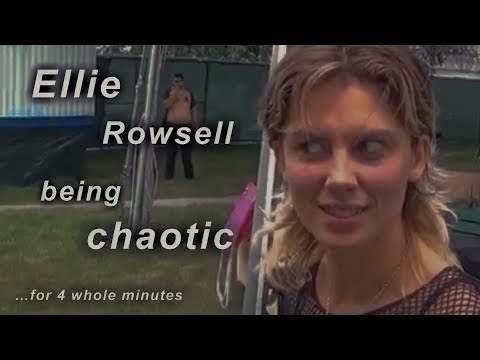 Ellie Rowsell being chaotic for 4 whole minutes..