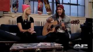Vic Fuentes and Jenna McDougall - Hold On Till May (ACOUSTIC)