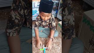 Download lagu Spinning Test of Eraser Top #viralvideo #funny #masukfyp #viralshort #fypyoutube #viraltoys #fyp mp3