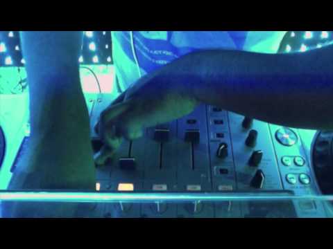 DJ APU / Techno Sessions !