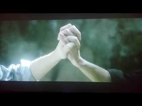 Dumbledore and Grindelwald blood pact scene (Mirror of Erised scene)