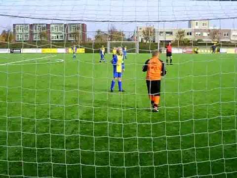 Reiger Boys E1 tegen AFC`34 E1 (31-10-2009)