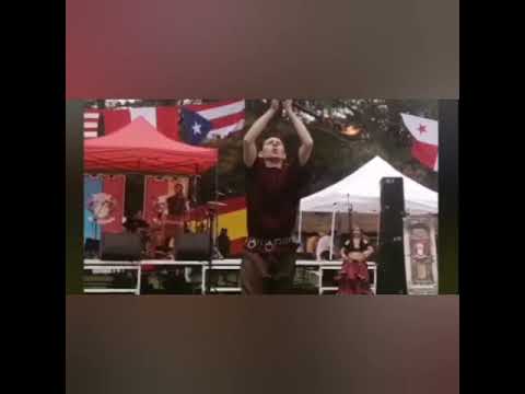 IRREVERENTUS Performance de "Fuego".