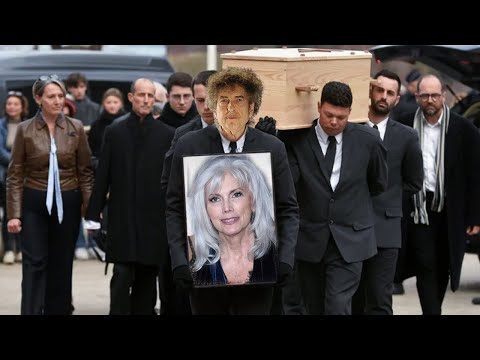 TODAY! At the funeral of Emmylou Harris / hundreds of people saw the tears of Bob Dylan run