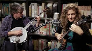 Bela Fleck & Abigail Washburn - Sally in the Garden Medley - 12/7/2017