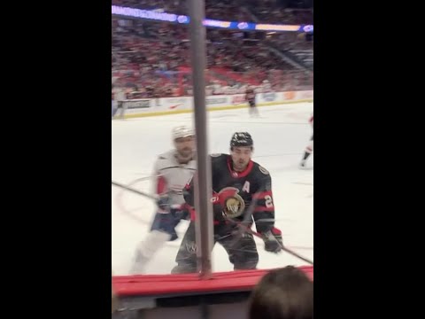 Alexander Ovechkin (Washington Capitals) vs Nick Paul (Ottawa Senators)