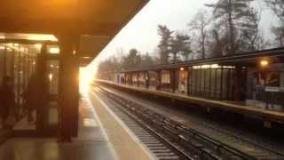 preview picture of video 'Metro-North Railroad P32ACDM 219 at Fleetwood, NY'