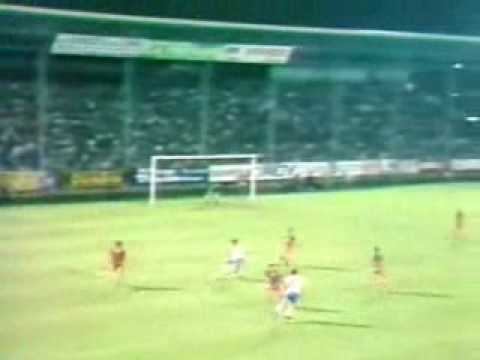 Auxerre-Laval 3-0 (D1 1983/1984)