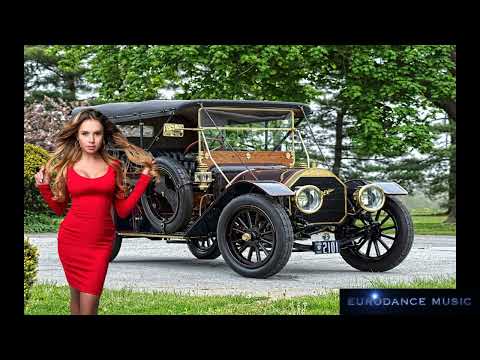 Myra Bro & Dj Ramezz 'Play Hard'