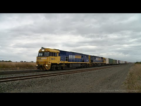 4PM6 Pacific National Container Freight Train (17/4/2021) - PoathTV Australian Railways