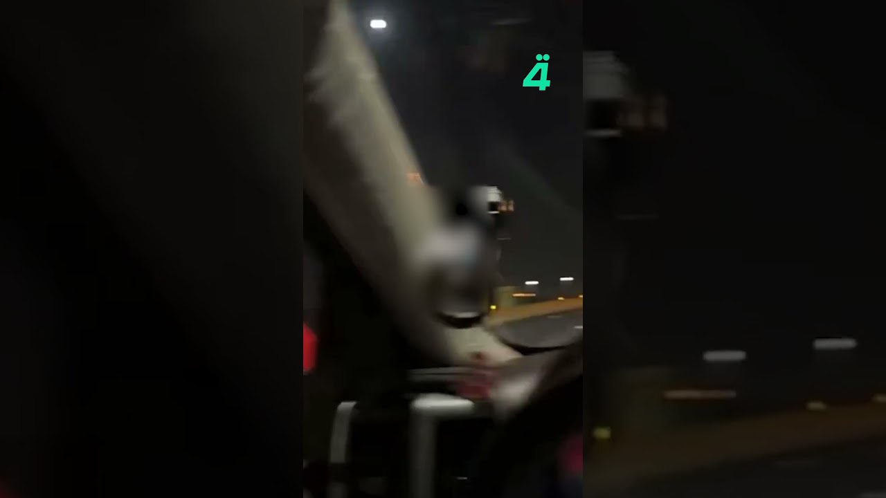 فيديو | بالتزامن مع القصـ ـف الإيراني وتفعيل الدفاعات الجوية الكويتية.. سائق يفقد السيطرة على مركبته