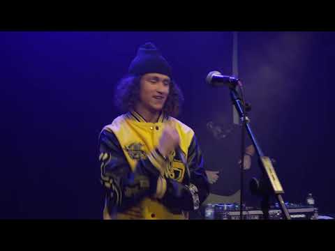 Kayz (featuring Yung Tay) - Mavericks 5 album launch