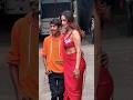 Malaika Arora Kitni Humble Hai Apni Fan Ko Kamar Par Haath Rakhawayi Bollywoodlogy Honey Singh