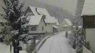 preview picture of video 'Ortsdurchfahrt in Neufra (Hohenz) mit der HzL.MOD'