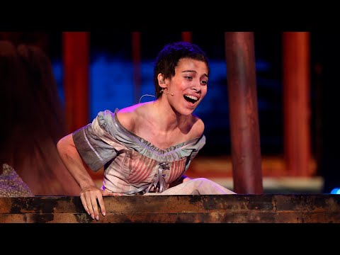 Melani imita a Anne Hathaway en "I Dreamed A Dream" - Tu Cara Me Suena