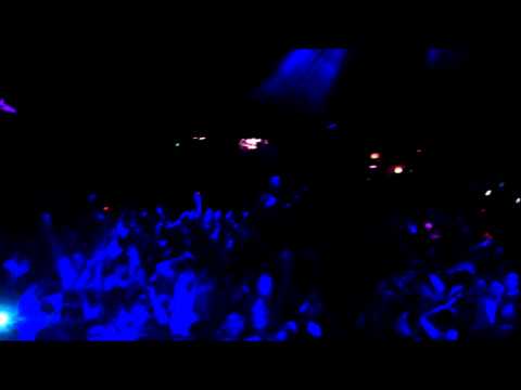 TJR Feat. Whiskey Pete - Face Melt *Live @ Control Avalon Hollywood  3-03-12*