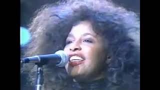 Chaka Khan [ Whatcha Gonna Do For Me ]  LIVE with Brecker Bros.