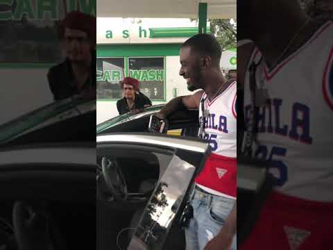 Mixxxzi - 2nd day running into @blumbros freestyle