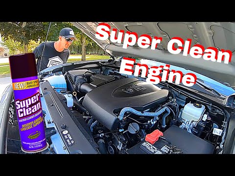 CLEANING A DIRTY ENGINE BAY WITH SUPER CLEAN DEGREASER ON A 2019 TACOMA - Realistic Detailing