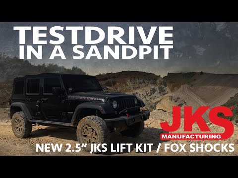 Jeep Wrangler | 2.5" JKS Lift Kit Fox 2.0 Adventure shocks TESTDRIVE in a Sandpit