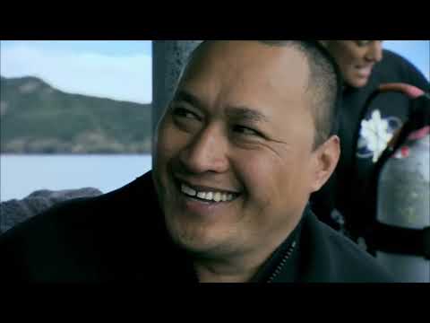 Navy Diver Survives 4 Days Lost at Sea Alone