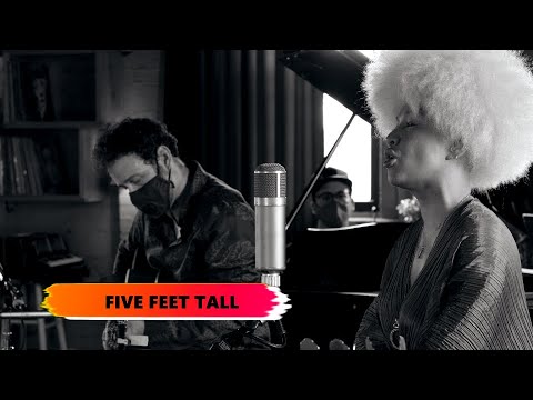 ONE ON ONE: Lady Blackbird - Five Feet Tall September 20th, 2021 Vibromonk Studios, NYC