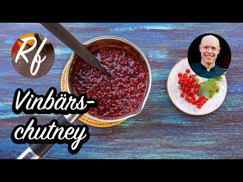 Vinbärschutney med syrliga röda vinbär, socker, lök, färsk chili, kanel, vinäger, färsk ingefära, garam masala och curry.>