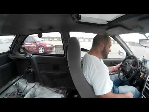 Suzuki Swift gti vs. Peugeot 106 Drag race 1/4m (402m)