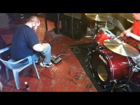 If we all have guns its like nobody has guns.. "HeiBer Furz"