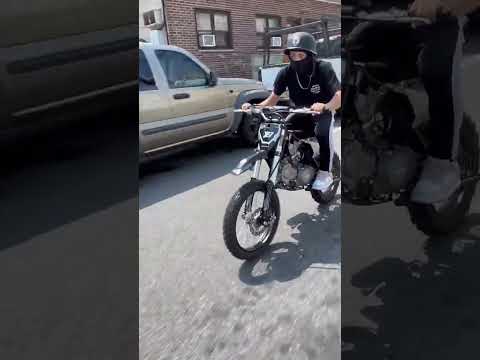 Trying my new 125cc dirt bike from amazon