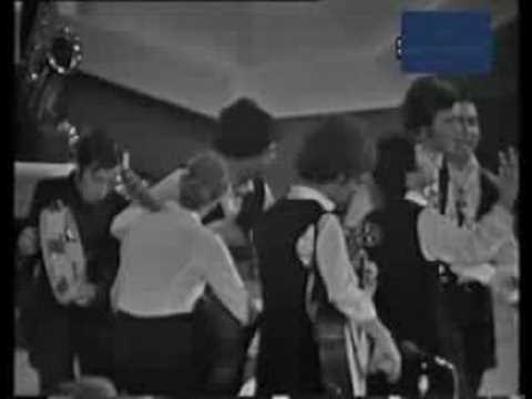 Nuova Compagnia di Canto Popolare - Canto Religioso del 1500