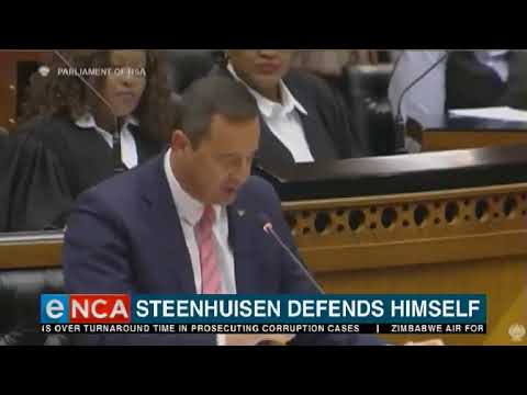 Steenhuisen defends himself over lack of university degree