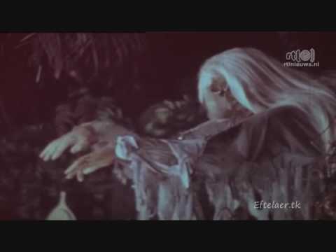 Opening Indische waterlelies 1966