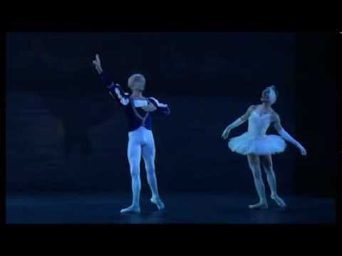 Les Ballets Trockadero de Monte Carlos Swan Lake act II