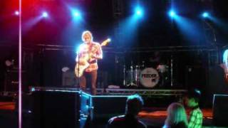 Feeder - new song (Sentimental) @ Hevy Music Festival, Folkestone Seafront - August 1st 2009 HQ