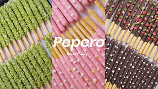 Handmade PEPERO : chocolate-dipped cookie sticks
