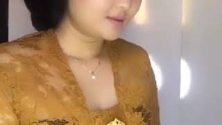 Download lagu lagu sunda merdu dan cantik,,Mawar bodas ,mapay jalan satapak ,,,,,mojang sunda  asli bikin baper mp3