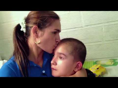 Esta familia lucha contra un monstruo, una rara y terrible enfermedad