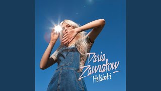 Kadr z teledysku Wielka płyta tekst piosenki Daria Zawiałow