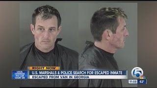 U.S. Marshals & Police search for inmate