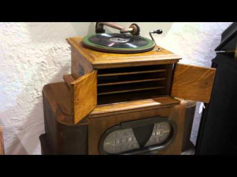 V-20, Victrola Phonograph