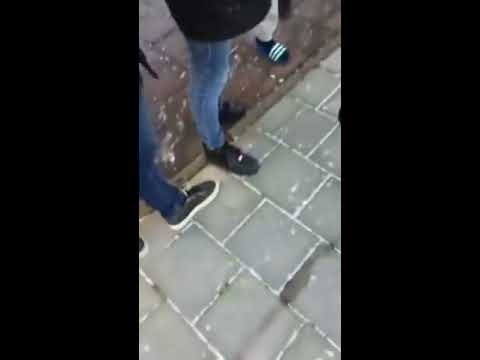 Armoowasright ruzie met jongens (gevecht)