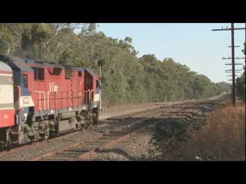 Passenger trains : V/Line & Countrylink : Australians trains and railroads