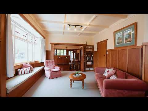 870 Mount Eden Road, Three Kings   Pauline and Geoff Lancaster