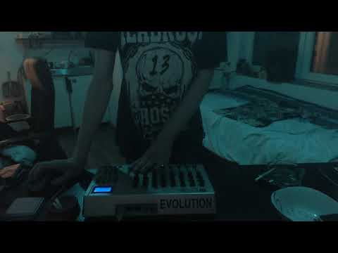 Dubstep / 50 Carrot, Six Chakra, Subfiltronik, Mercedubz, Spaceghost