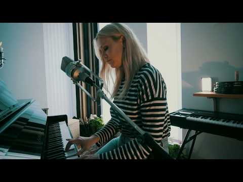 Hannah Svensson - Anna (Piano version)